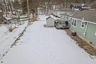 829 S Hill Street, Fountain City, WI 54629 - Photo 24