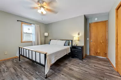 829 S Hill Street, Fountain City, WI 54629 - Photo 10