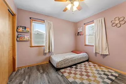 829 S Hill Street, Fountain City, WI 54629 - Photo 12