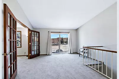 1053 Pond View Court, Vadnais Heights, MN 55127 - Photo 4