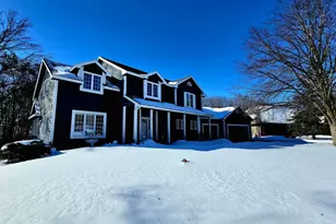 2237 Chelmsford Ln, Saint Cloud, MN 56301 - Photo 2