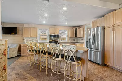 710 W Oakland Avenue, Austin, MN 55912 - Photo 10