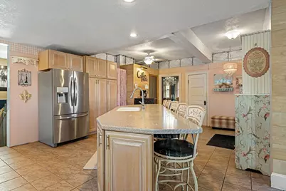 710 W Oakland Avenue, Austin, MN 55912 - Photo 8
