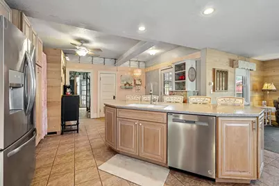 710 W Oakland Avenue, Austin, MN 55912 - Photo 12