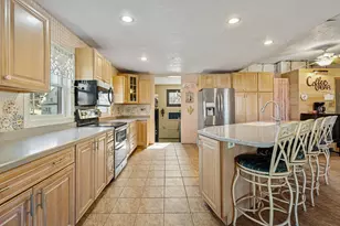 710 W Oakland Ave, Austin, MN 55912 - Photo 6