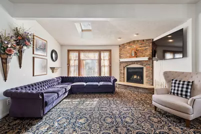 710 W Oakland Avenue, Austin, MN 55912 - Photo 18