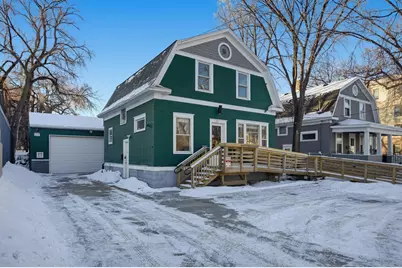 1122 4th Avenue N, Fargo, ND 58102 - Photo 2