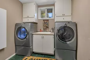 2021 Hillcrest Dr, Saint Cloud, MN 56303 - Photo 44