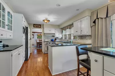 2021 Hillcrest Drive, Saint Cloud, MN 56303 - Photo 14