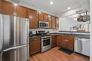 5207 Scott Ln, Robbinsdale, MN 55422 - Photo 8