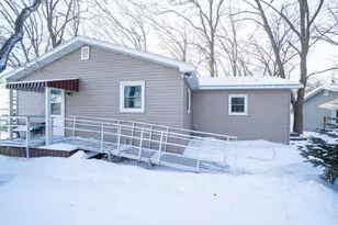 36678 Oak Point Dr, New York Mills, MN 56567 - Photo 10