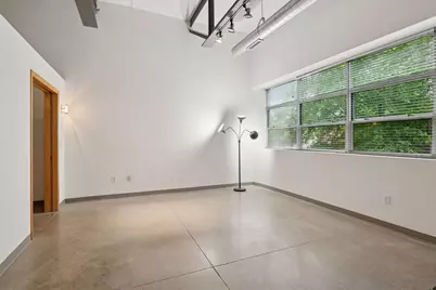 111 E Franklin Avenue #215, Minneapolis, MN 55404 - Photo 14