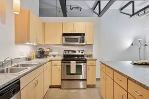 111 E Franklin Ave, Minneapolis, MN 55404 - Photo 6