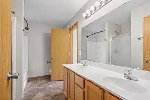 2880 Clover Ridge Dr, Chaska, MN 55318 - Photo 20