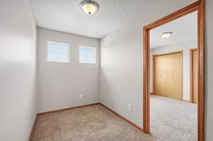 2880 Clover Ridge Dr, Chaska, MN 55318 - Photo 16