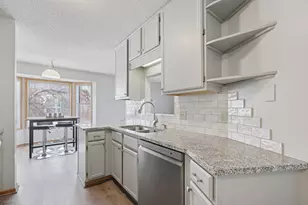 14304 Estates Ave, Apple Valley, MN 55124 - Photo 10