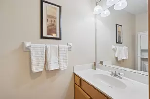 14304 Estates Ave, Apple Valley, MN 55124 - Photo 12