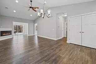 11562 Alpine Dr, Monticello, MN 55362 - Photo 16