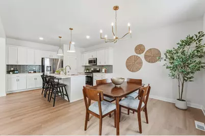 1539 Creekwood Dr, New Richmond, WI 54017 - Photo 12