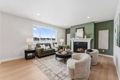 1539 Creekwood Dr, New Richmond, WI 54017 - Photo 14