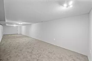 25985 Smithtown Rd, Shorewood, MN 55331 - Photo 28