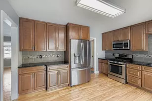 14921 Belvoir Dr, Minnetonka, MN 55345 - Photo 34