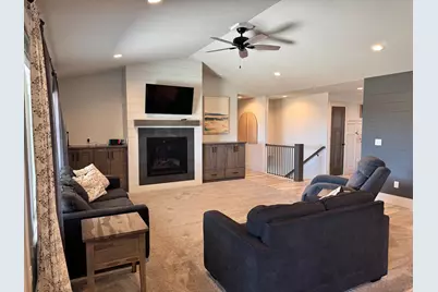 639 Manheim Avenue, Saint Charles, MN 55972 - Photo 2