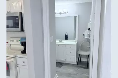 3232 Fremont Avenue N #213, Minneapolis, MN 55412 - Photo 8