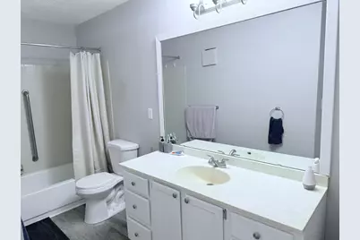 3232 Fremont Avenue N #213, Minneapolis, MN 55412 - Photo 6