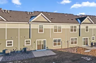 21725 Lilac Dr, Farmington, MN 55024 - Photo 4