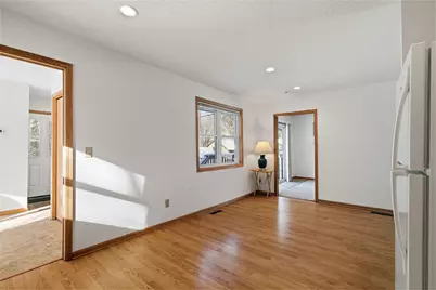 3901 Mapleton Avenue, Spring Park, MN 55384 - Photo 10