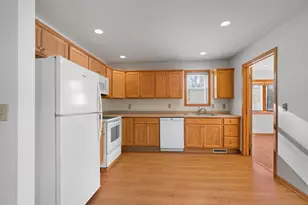 3901 Mapleton Ave, Spring Park, MN 55384 - Photo 8