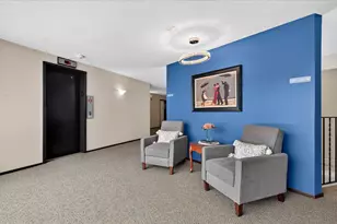 2680 Oxford St N, Roseville, MN 55113 - Photo 24