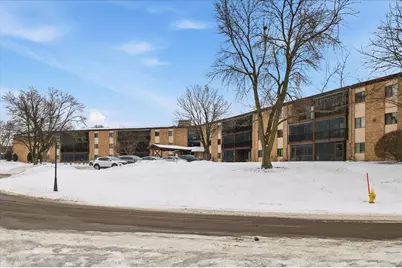 2680 Oxford Street N #125, Roseville, MN 55113 - Photo 2