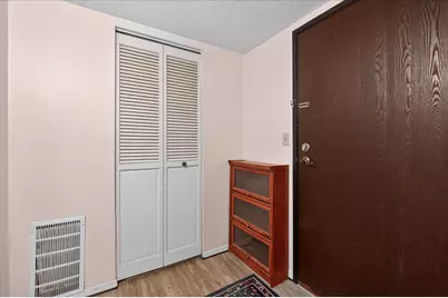 2680 Oxford Street N #125, Roseville, MN 55113 - Photo 4