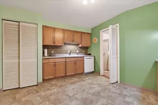 2680 Oxford St N, Roseville, MN 55113 - Photo 8