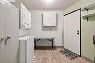 2680 Oxford St N, Roseville, MN 55113 - Photo 10