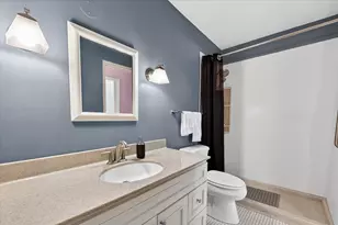 2680 Oxford St N, Roseville, MN 55113 - Photo 22