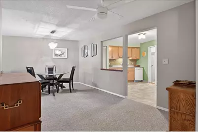 2680 Oxford Street N #125, Roseville, MN 55113 - Photo 6