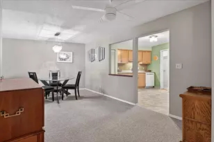 2680 Oxford St N, Roseville, MN 55113 - Photo 6