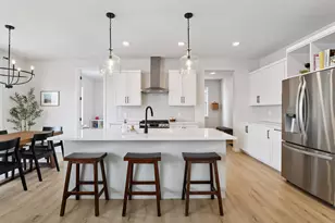 10125 Corral Wy, Victoria, MN 55386 - Photo 18