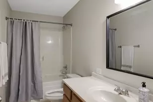 624 Cook Ave E, Saint Paul, MN 55130 - Photo 6