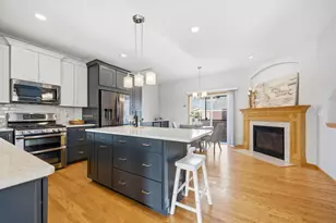 15548 Dynasty Way, Apple Valley, MN 55124 - Photo 10