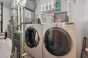 256 Spring St, Saint Paul, MN 55102 - Photo 30