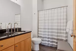 256 Spring St, Saint Paul, MN 55102 - Photo 32