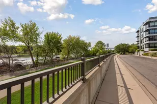 256 Spring St, Saint Paul, MN 55102 - Photo 44