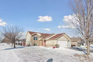 1295 Waters Way, Watertown, MN 55388 - Photo 2