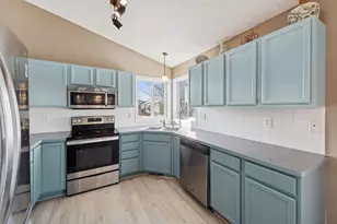 1295 Waters Way, Watertown, MN 55388 - Photo 12