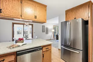 51 Garden Dr, Burnsville, MN 55337 - Photo 10