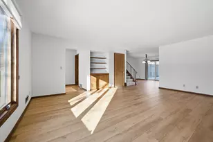 183 Windsor Ct, New Brighton, MN 55112 - Photo 4